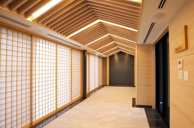 結婚式 参集殿の内観