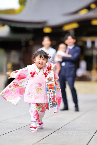 七五三 着物姿のお子様
