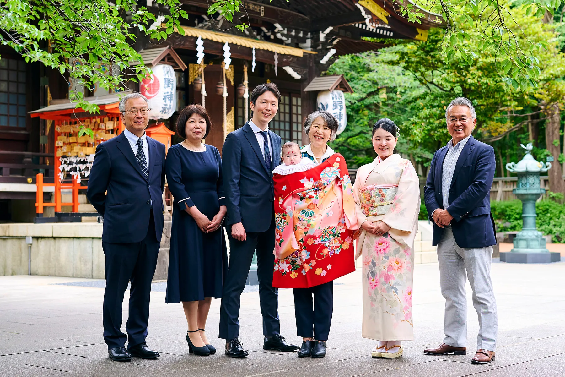新宿十二社熊野神社での撮影シーン