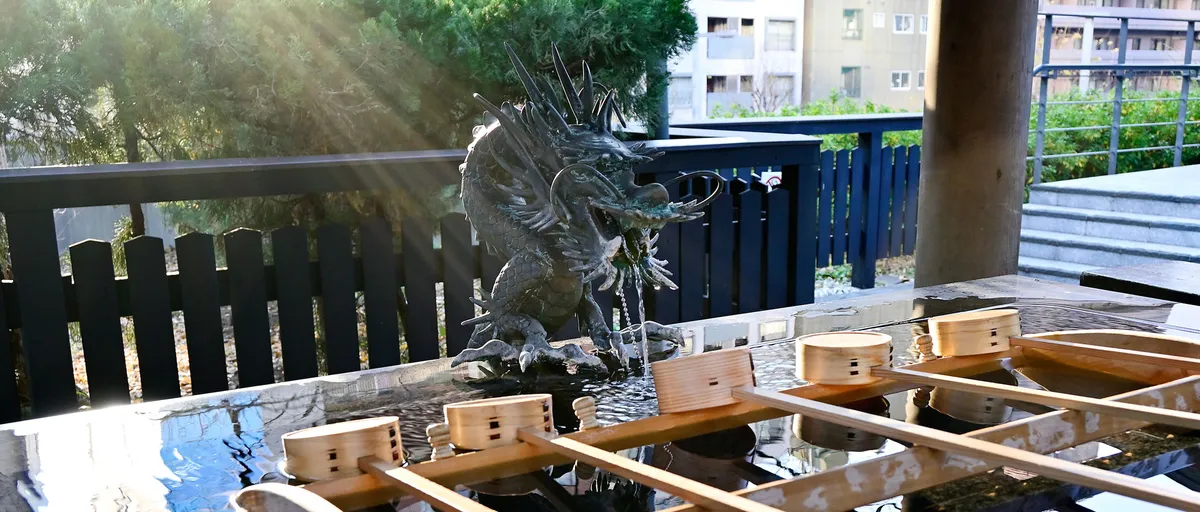 新宿十二社熊野神社へのアクセス